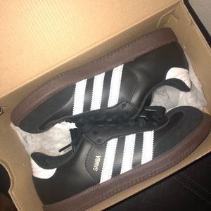 Adidas Samba